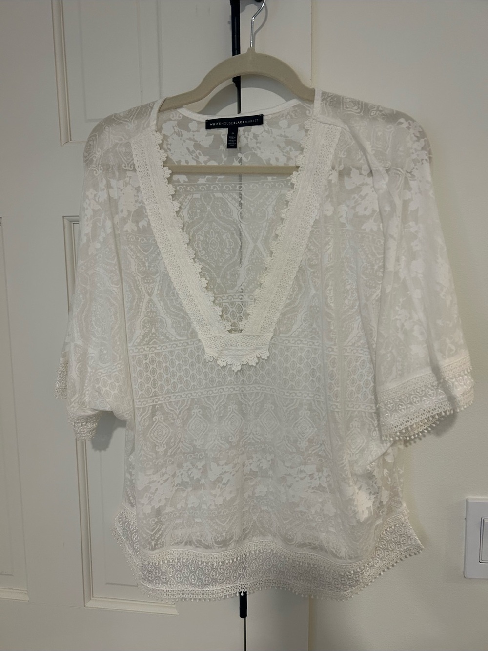 White House Black Market White Lace V-Neck Crochet Trim Blouse